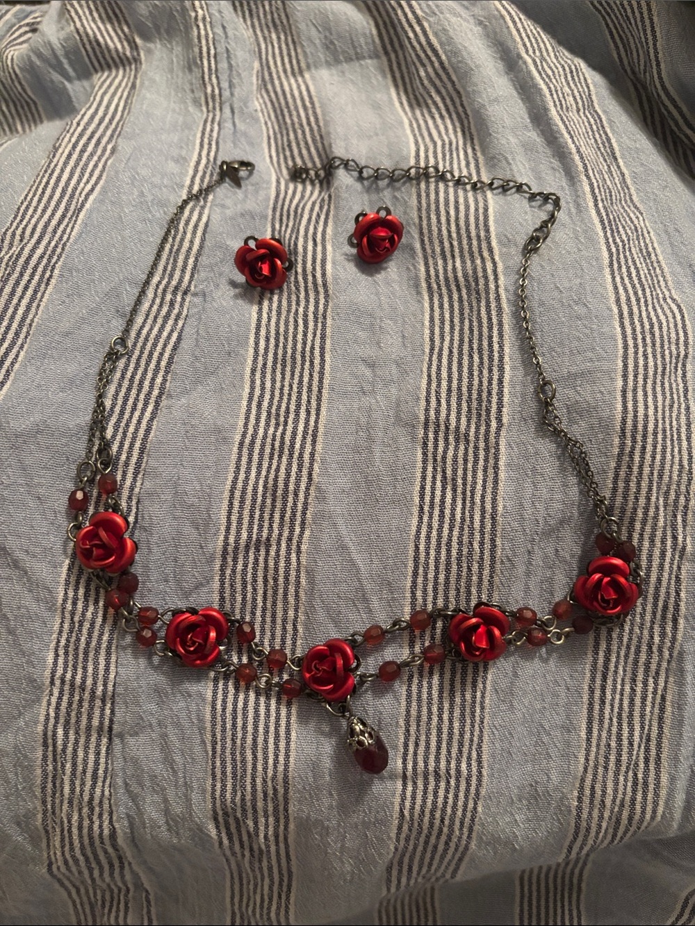 Avon Rose Choker Necklace and Earrings